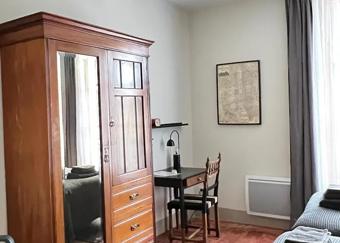 Maison Bis 民宿 Roujan